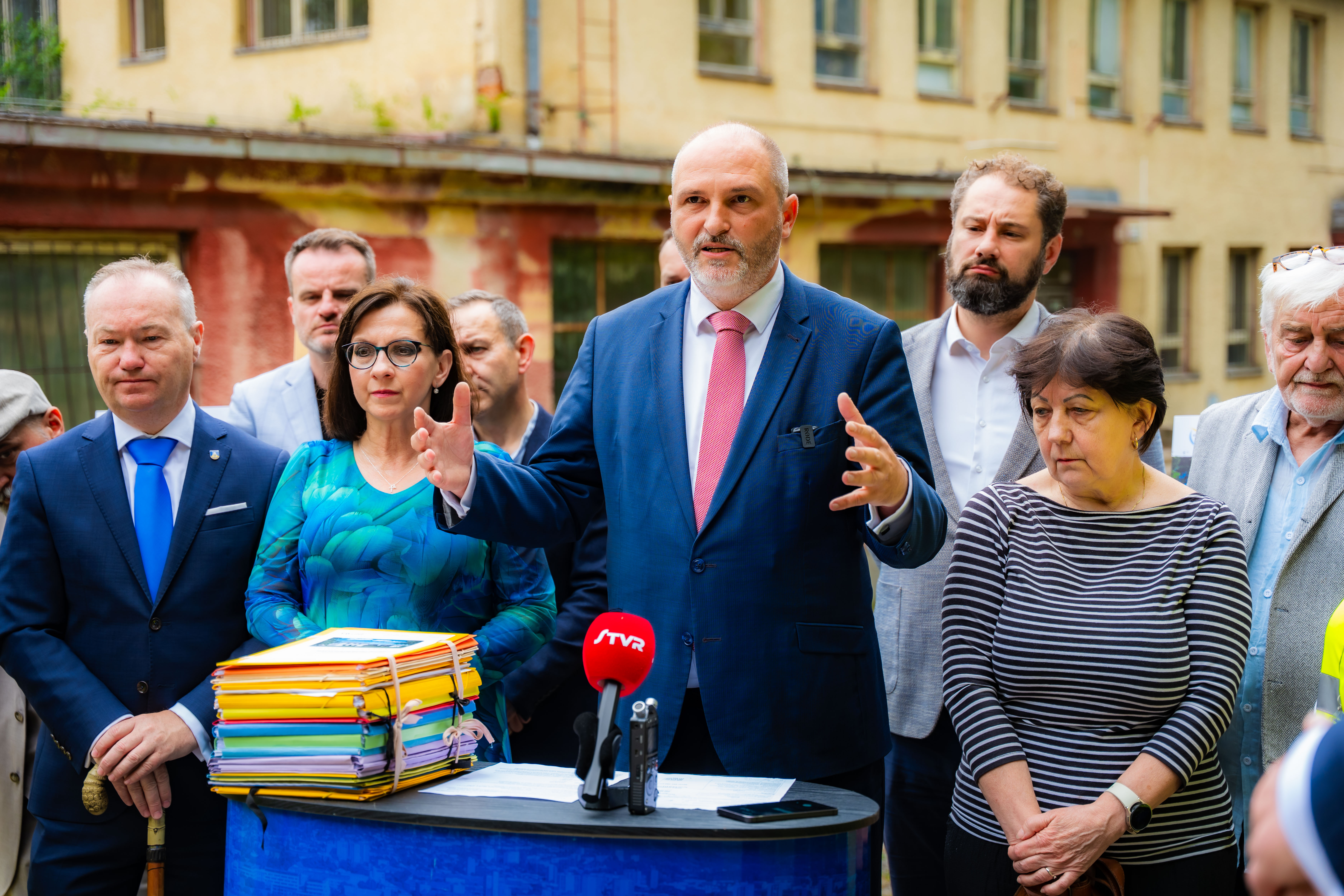 Poklepanie zakladneho kamena - Rekonstrukcia budovy pre seniorov-1-12